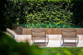 Elaia Luxury Apartments Glyfada