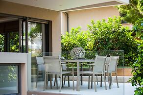 Elaia Luxury Apartments Glyfada