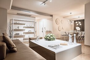 Elaia Luxury Apartments Glyfada