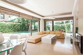 Elaia Luxury Apartments Glyfada