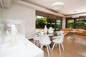 Elaia Luxury Apartments Glyfada