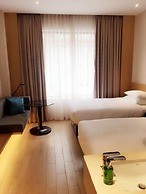 Fairfield by Marriott Shanghai Jingan