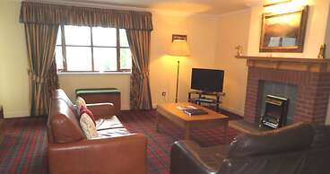 Macdonald Forest Hills Resort