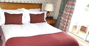 Macdonald Forest Hills Resort