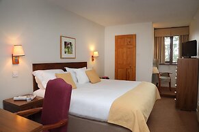 Macdonald Forest Hills Resort