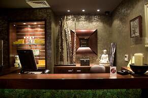 Macdonald Forest Hills Resort