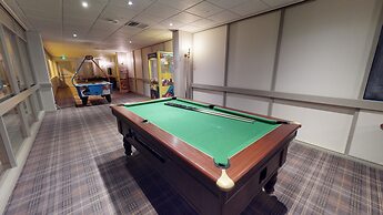 Macdonald Forest Hills Resort