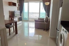 Cityview Circle BTS Pool Gym