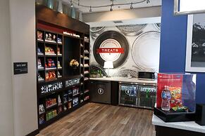 Hampton Inn & Suites Lafayette Medical Center, CO