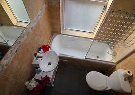 Huku Kwetu - Salisbury House