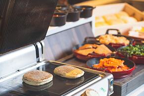 DoubleTree by Hilton Okinawa Chatan Resort