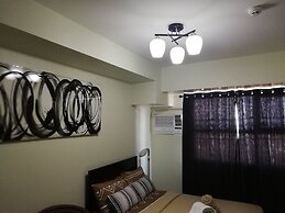 ECJ Cozy Studio Units at Horizons 101