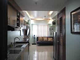 ECJ Cozy Studio Units at Horizons 101