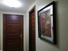 ECJ Cozy Studio Units at Horizons 101