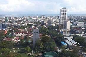 ECJ Cozy Studio Units at Horizons 101