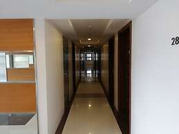 ECJ Cozy Studio Units at Horizons 101