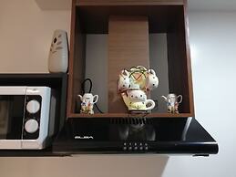 ECJ Cozy Studio Units at Horizons 101