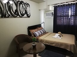 ECJ Cozy Studio Units at Horizons 101