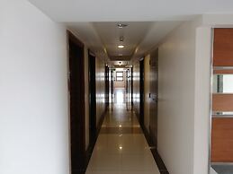 ECJ Cozy Studio Units at Horizons 101