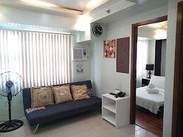 ECJ Cozy Studio Units at Horizons 101