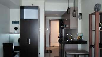 ECJ Cozy Studio Units at Horizons 101