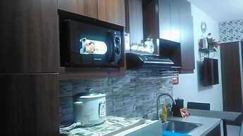 ECJ Cozy Studio Units at Horizons 101