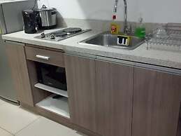 ECJ Cozy Studio Units at Horizons 101