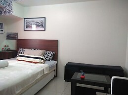 ECJ Cozy Studio Units at Horizons 101