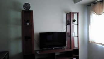 ECJ Cozy Studio Units at Horizons 101