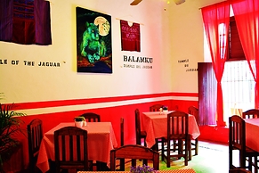 Balamku Hotel Cafe