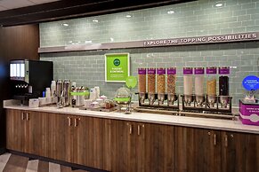 Tru by Hilton Sterling Heights Detroit