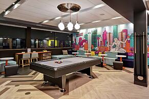 Tru by Hilton Sterling Heights Detroit