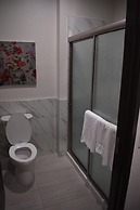 Grand Villa Inn & Suites - Humble