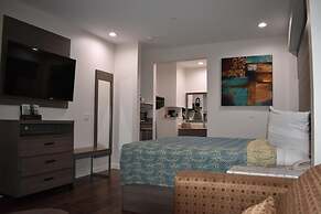 Grand Villa Inn & Suites - Humble