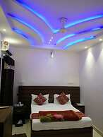 Hotel New SS Residency