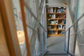 Common de - Hostel & Bar -