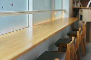 Common de - Hostel & Bar -