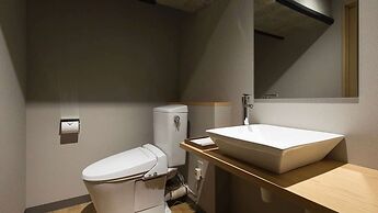 Common de - Hostel & Bar -