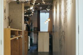 Common de - Hostel & Bar -