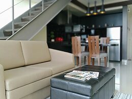 KL Executive Greenbelt KLX