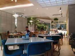 KL Executive Greenbelt KLX