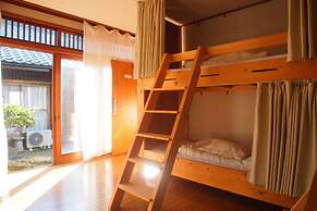 Yuzan Guesthouse - Hostel