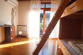 Yuzan Guesthouse - Hostel