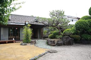 Yuzan Guesthouse - Hostel