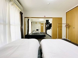 Grande Famille Shimanouchi Dotonbori Condo