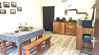 LaLa Inn Bentota