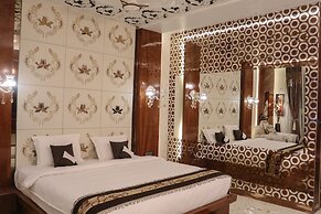 Hotel Rajahamsa