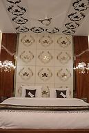 Hotel Rajahamsa