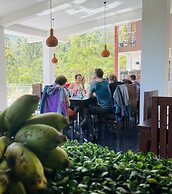 Adams Peak Inn