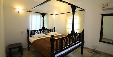 Crescent Villa No. 7